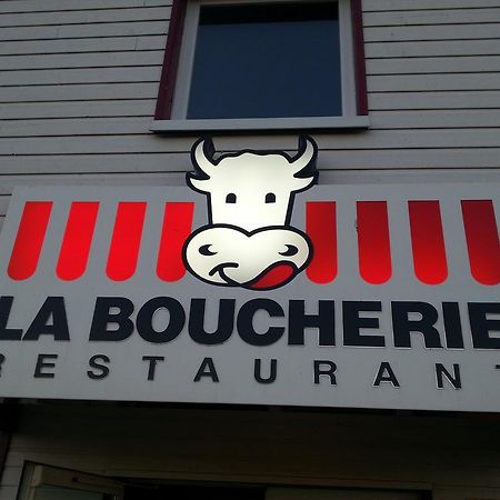 Contact Hotel Fontenay Le Comte Ngoại thất bức ảnh